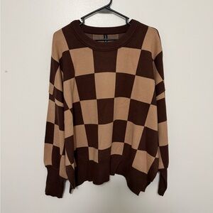 Stylish Checkered Crew Neck Sweater